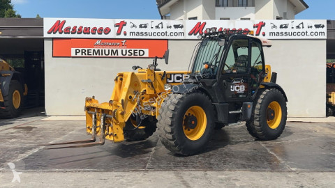 JCB