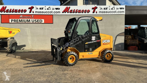 رافعة شوكية تلسكوبية JCB 35-26D 4x4