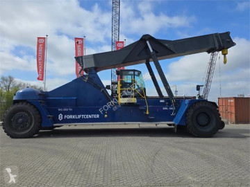Телескопичен товарач Konecranes NCN 100 - 289TH