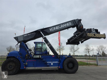 Телескопичен товарач Konecranes nc SMV 4531 CC5