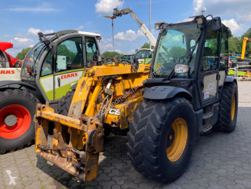 JCB541-70