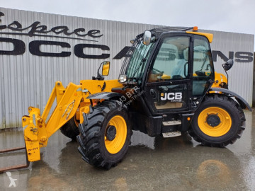 Teleskopický vozík JCB 531-70 TP