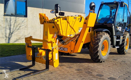 رافعة شوكية تلسكوبية JCB 540-200