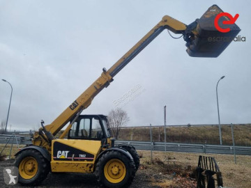 Chariot télescopique Caterpillar TH62
