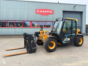 Chariot télescopique JCB