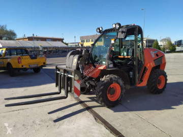 Teleskoplastare Ausa T 204 H