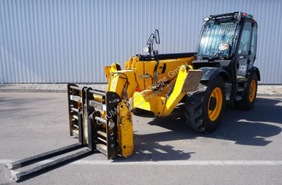 Teleskopický vozík JCB 540-140 HI-VIZ