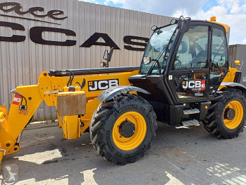 رافعة شوكية تلسكوبية JCB 540-140
