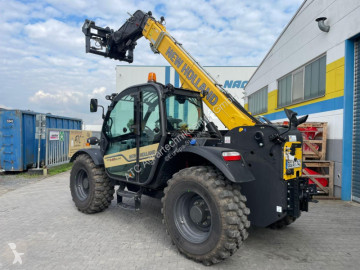 New Holland TH 7.42-145HP telescopic handler