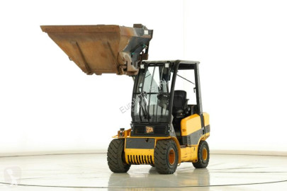 رافعة شوكية تلسكوبية JCB TLT30
