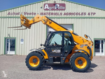 Podnośnik teleskopowy JCB