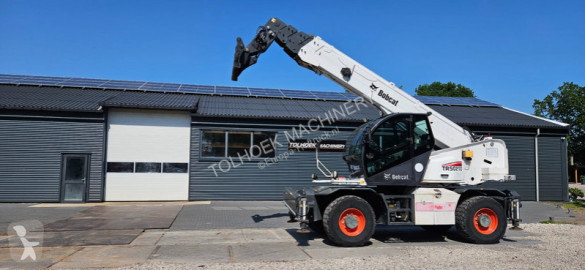 رافعة شوكية تلسكوبية Bobcat TR50210