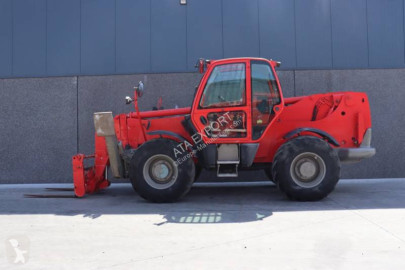 Carretilla telescópica fija JCB