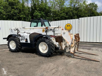 Teleskopický vozík JCB 535-125