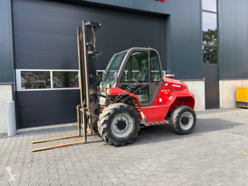 Teleskopický manipulátor Manitou M30-4