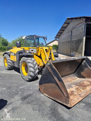 JCB