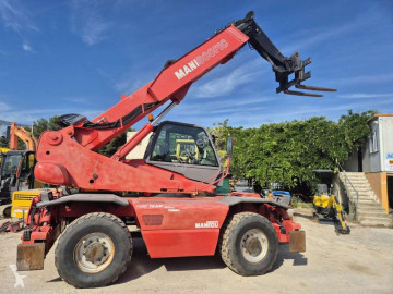 رافعة شوكية تلسكوبية Manitou