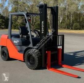 Carretilla diesel Toyota nueva