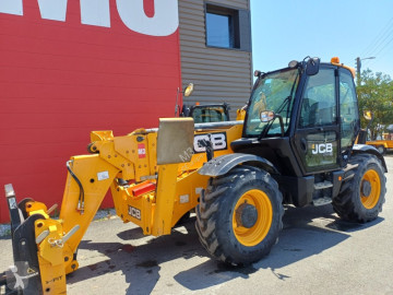 Chariot télescopique JCB