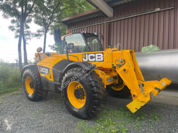 JCB
