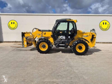 Chariot télescopique JCB