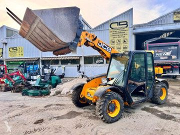 رافعة شوكية تلسكوبية JCB 525-60 Chariot télescopique compact 6m - 2,5T
