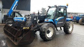 Телескопический погрузчик New Holland LM 425 б/у