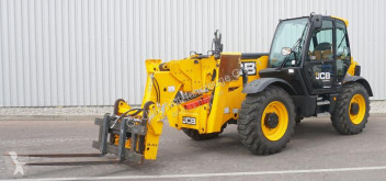 Carretilla telescópica JCB 540-180 usada