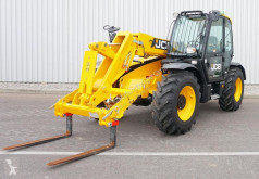Wózek teleskopowy JCB 531-70 używany
