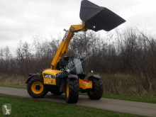 Teleskoplastare JCB 526-56 begagnad