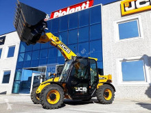 Carretilla telescópica JCB 525.60 T5 usada