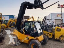 Carretilla telescópica JCB 520-40 usada