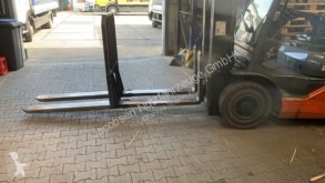 Carretilla telescópica Toyota Tonero 25 SAS Schubzinken Hub 5 Meter Triplex usada