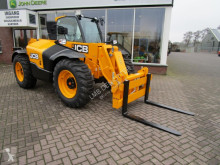 Carretilla telescópica JCB 541-70 usada