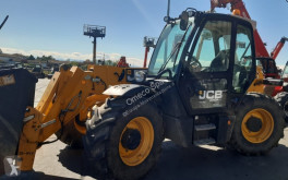 JCB 531-70 telescopic handler used