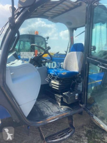 Empilhador de obras New Holland LM 7.35 usado