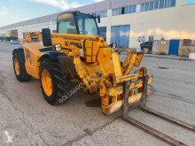Carretilla telescópica JCB 532-120 usada