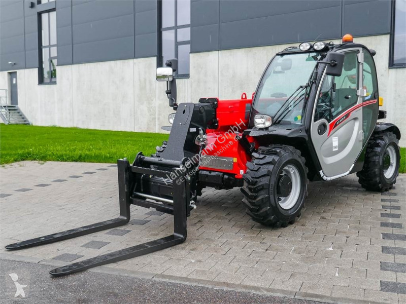 رافعة شوكية تلسكوبية Manitou MT 625