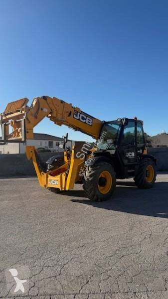 رافعة شوكية تلسكوبية JCB 540-180