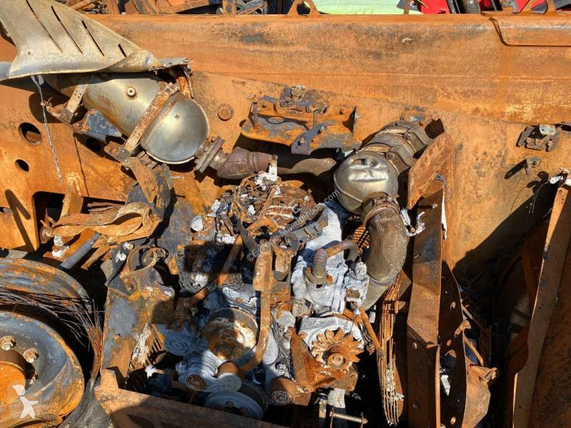 Încărcător telescopic Manitou MLT 737 endommagé