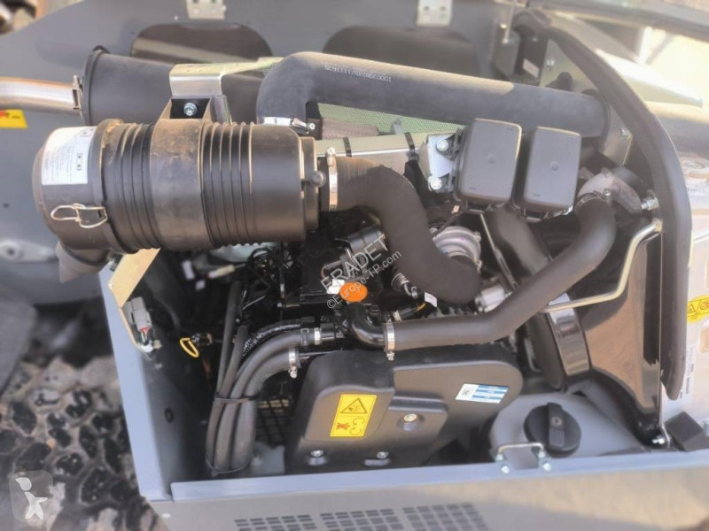 رافعة شوكية تلسكوبية Wacker Neuson TH 412