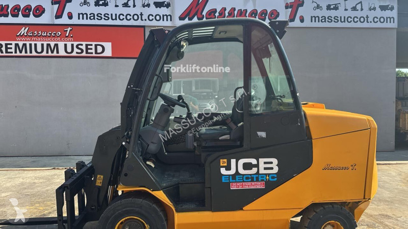 Încărcător telescopic JCB 30-19E