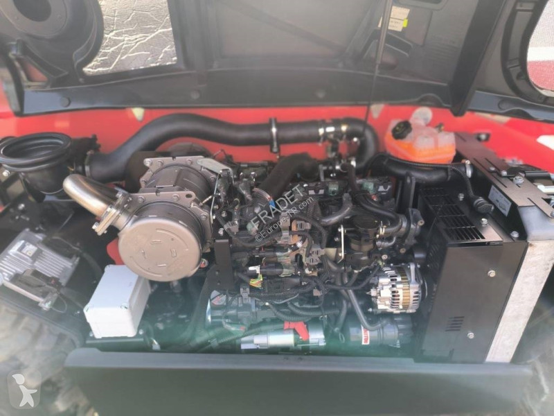 رافعة شوكية تلسكوبية Manitou MT 625 H