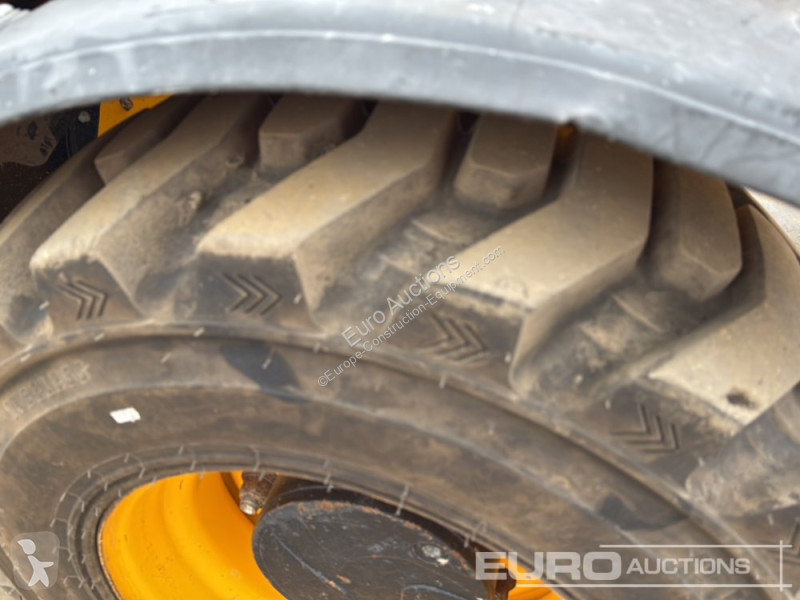 Încărcător telescopic JCB 525-60 Hi Viz