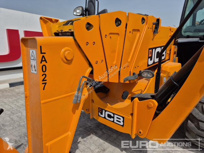 رافعة شوكية تلسكوبية JCB 540-200