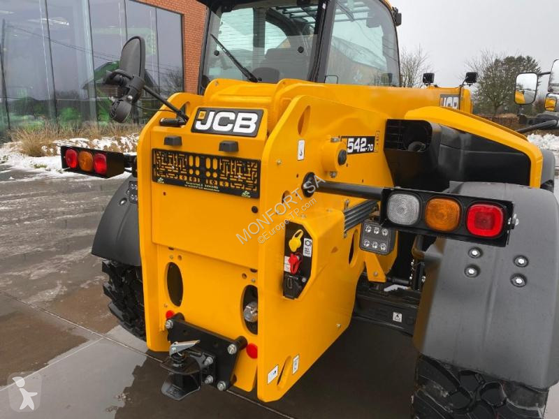Телескопичен товарач JCB  542/70 Agri Xtra DTVT...