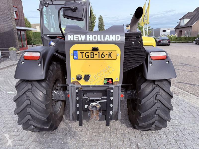 رافعة شوكية تلسكوبية New Holland TH6.36 PLUS