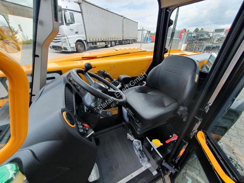 Teleskoplastare JCB 525-60 / Neufahrzeug...