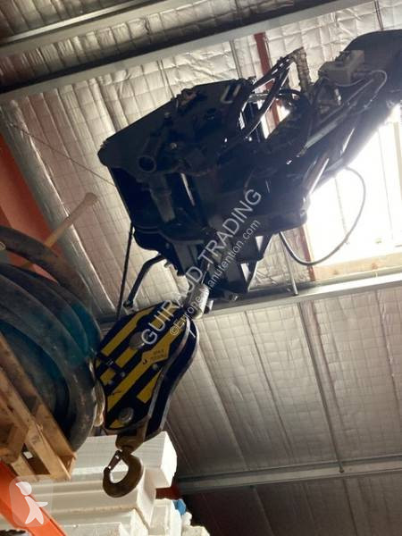 Teleskopický manipulátor Manitou MRT 3255
