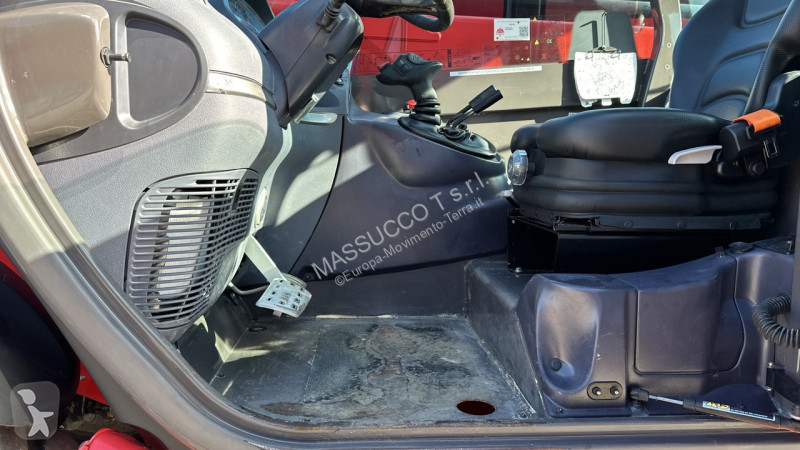 رافعة شوكية تلسكوبية Manitou MT1840 EASY